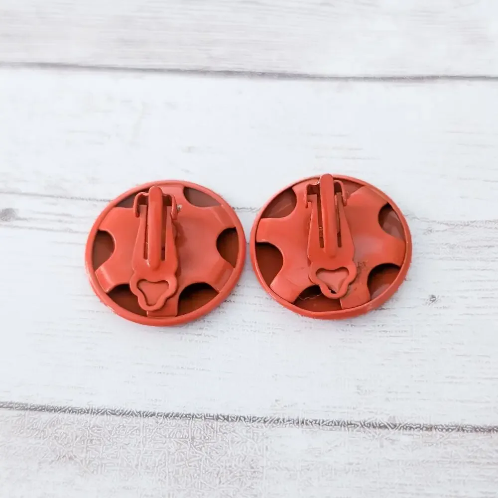Vintage Clip On Earrings Deep Orange Retro Circle 1